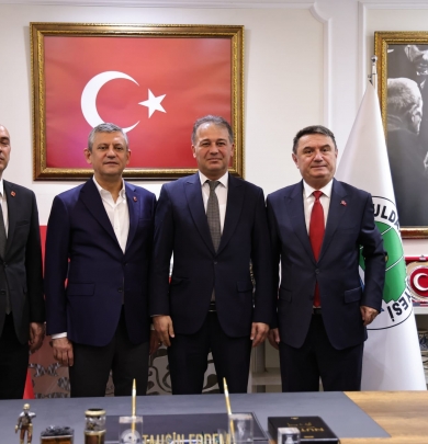 “Millet İradesine Sahip Çıkıyor”